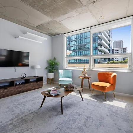 516-2Bd2Ba Midblock Apartment Free Parking